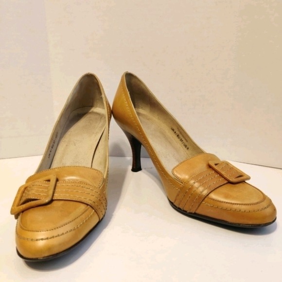 TED BAKER Loafer Buckle Stitched‎ Leather Heels Women's 6 Round Toe Shoes Beige - Picture 14 of 14